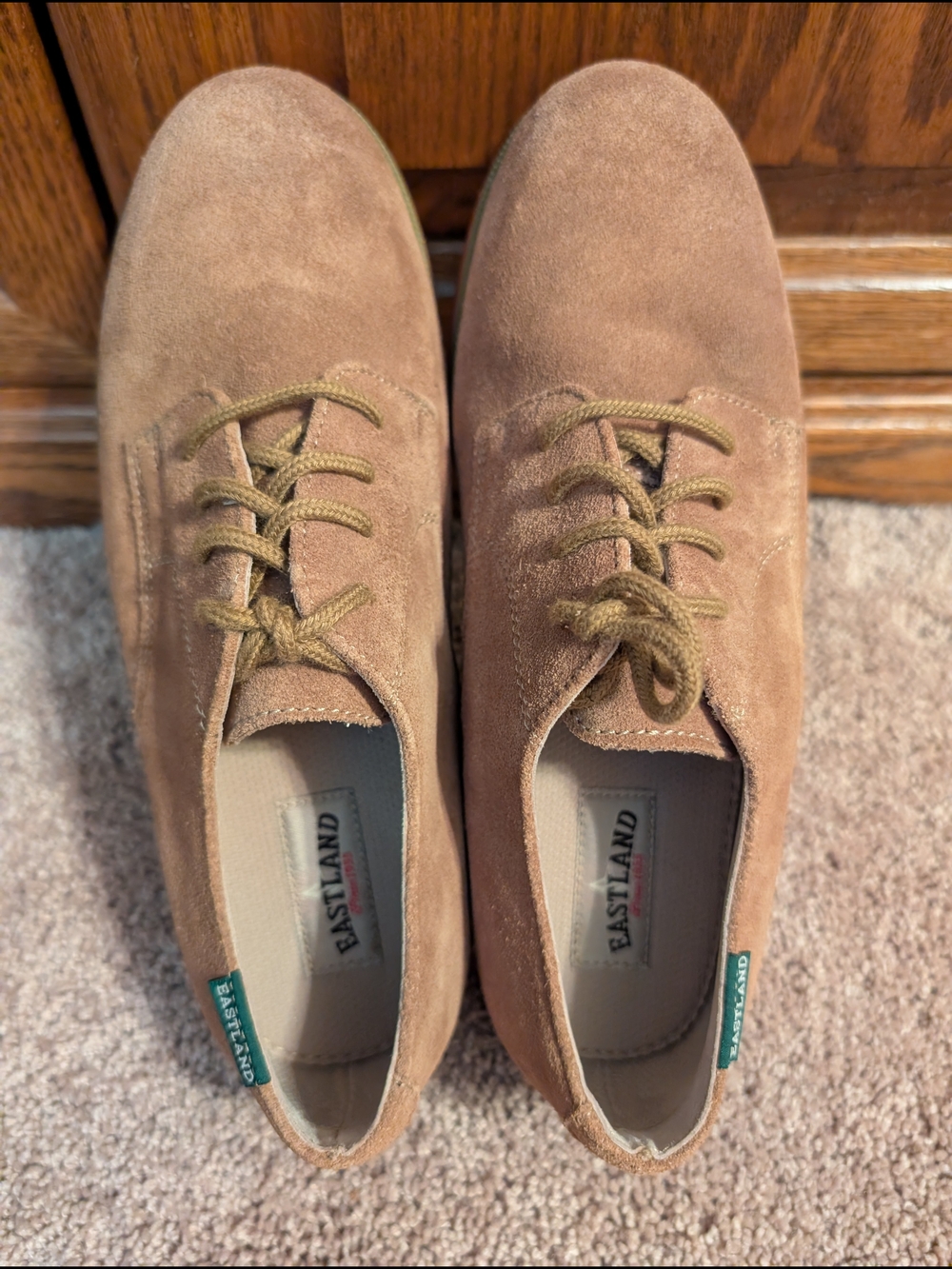 Ladies Eastland Bucksport Suede Lace-Up Shoes in Light Brown Size 8 1/2M